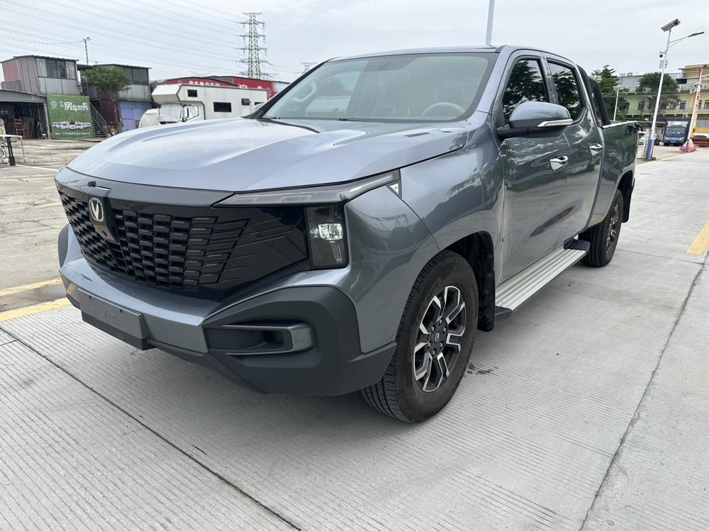 Changan Hunter 2025 Warrior Pilot Dual Motor Four-wheel Drive Extra Long Box