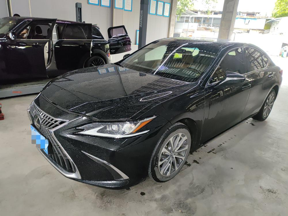 Lexus Lexus ES 2022 200 Excellence Edition