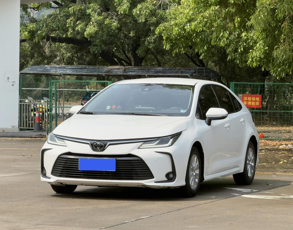 Toyota Corolla 2021 1.5L CVT Pioneer Edition