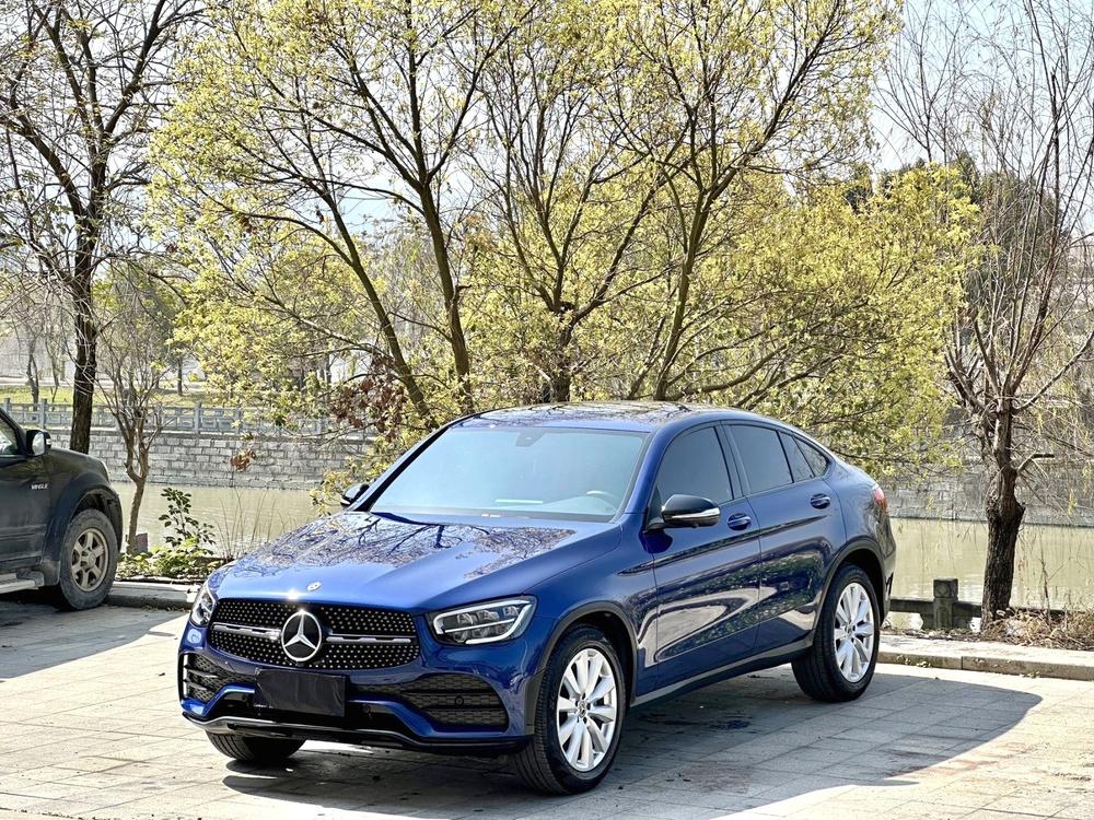 Benz Mercedes-Benz GLC Coupe 2020 GLC 260 4MATIC Coupe SUV
