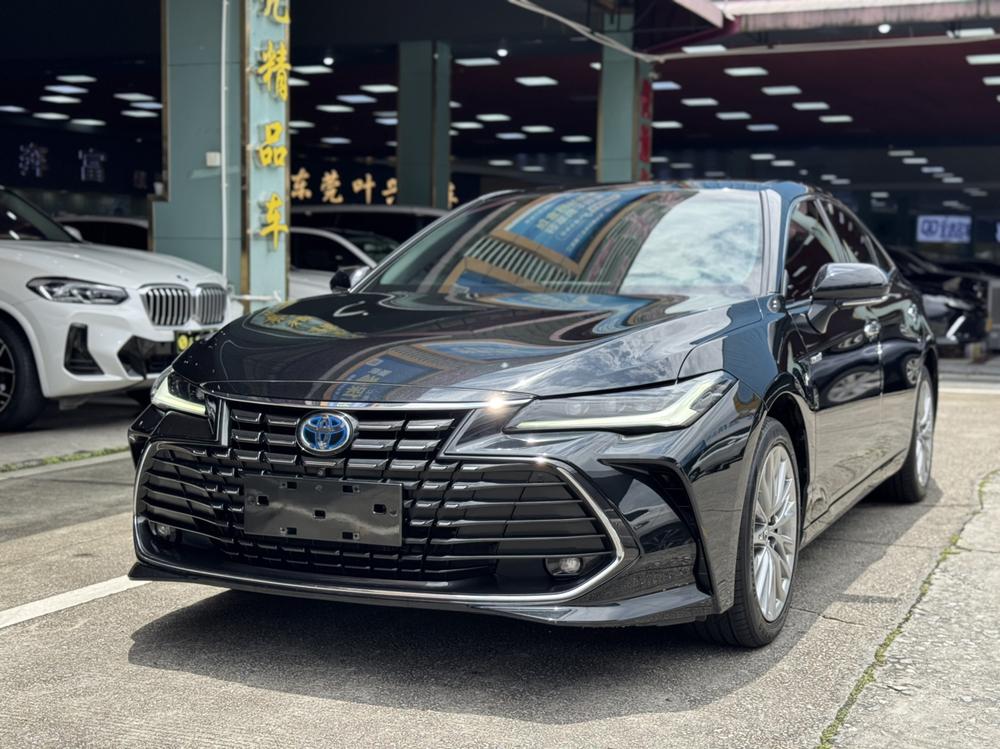 Toyota Asia Dragon 2022 Shuangqing 2.5L XLE Premium Edition