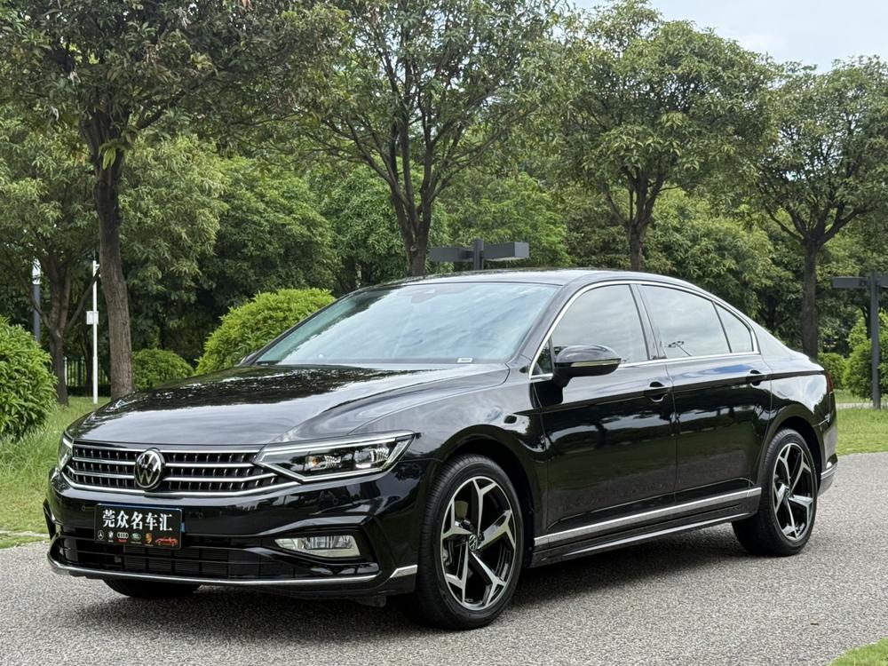 Volkswagen Magotan 2025 model 330TSI DSG luxury model