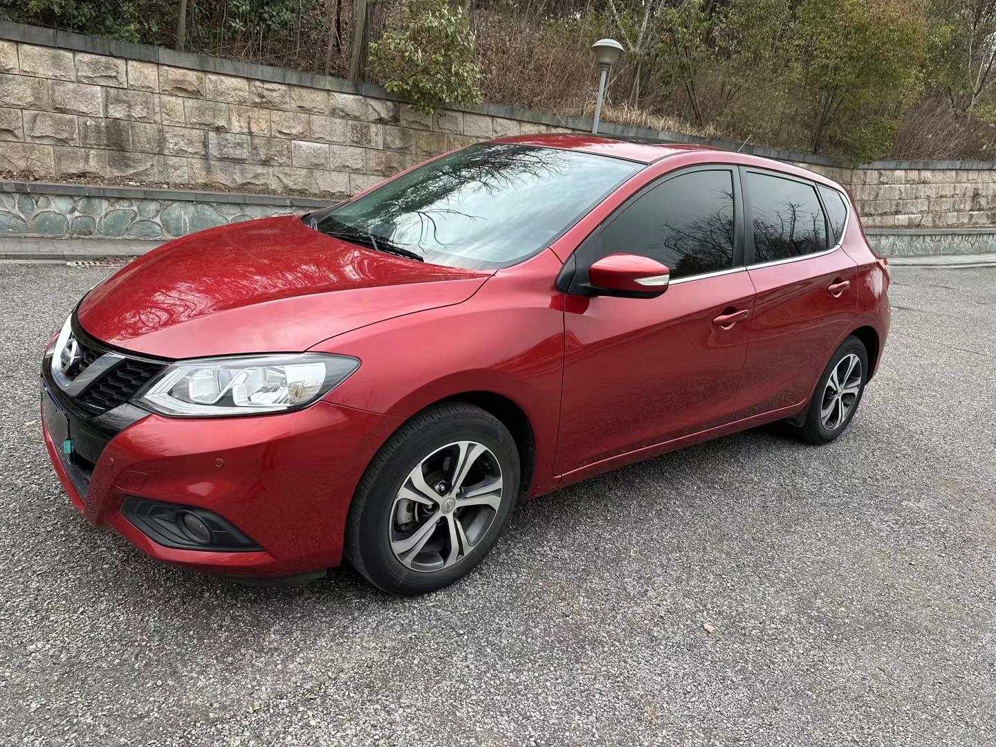 Nissan Tiida 1.6L CVT Intelligent Performance (1.6L) 2019
