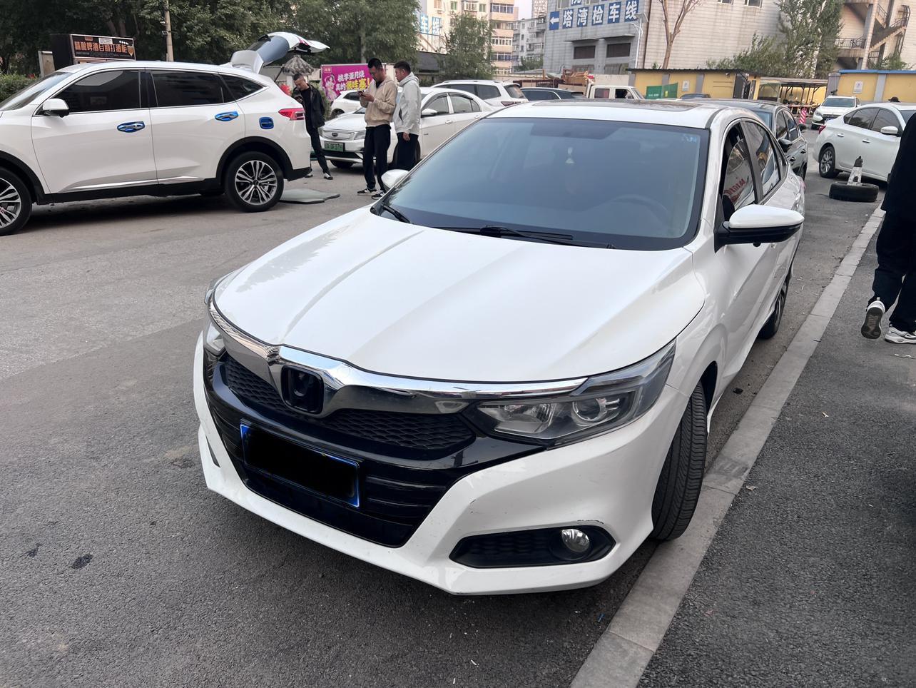Honda Crider 180 Turbo CVT Luxury (1L) 2019