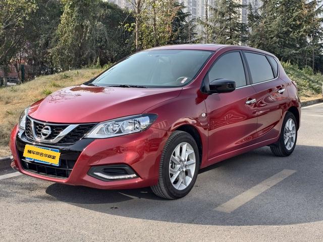 Nissan Tiida CVT Cool Dynamic (1.6L) 2025