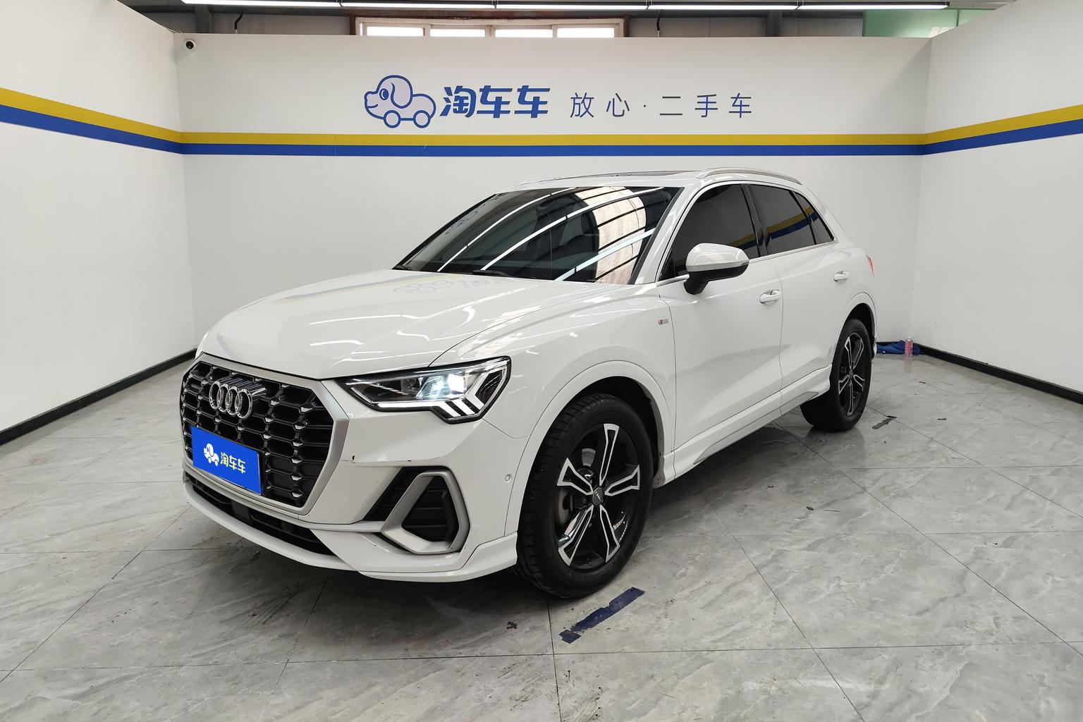 Audi Q3 45 TFSI Quattro Fashion Dynamic 2021