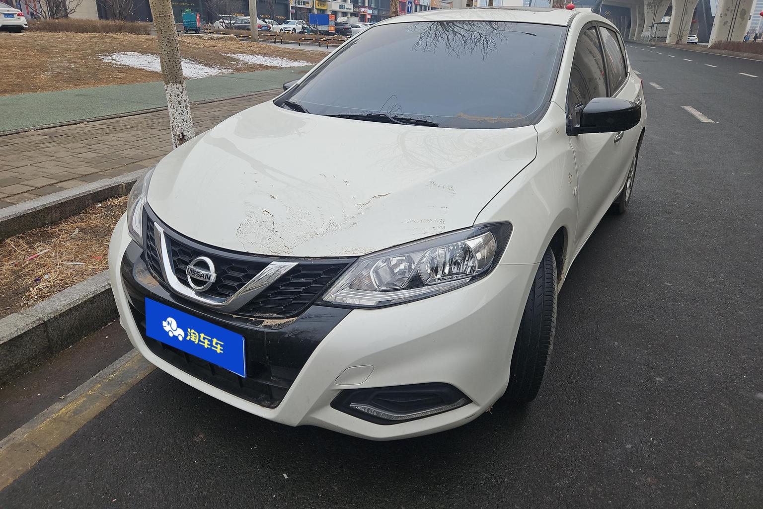 Nissan Tiida CVT Cool Dynamic (1.6L) 2024