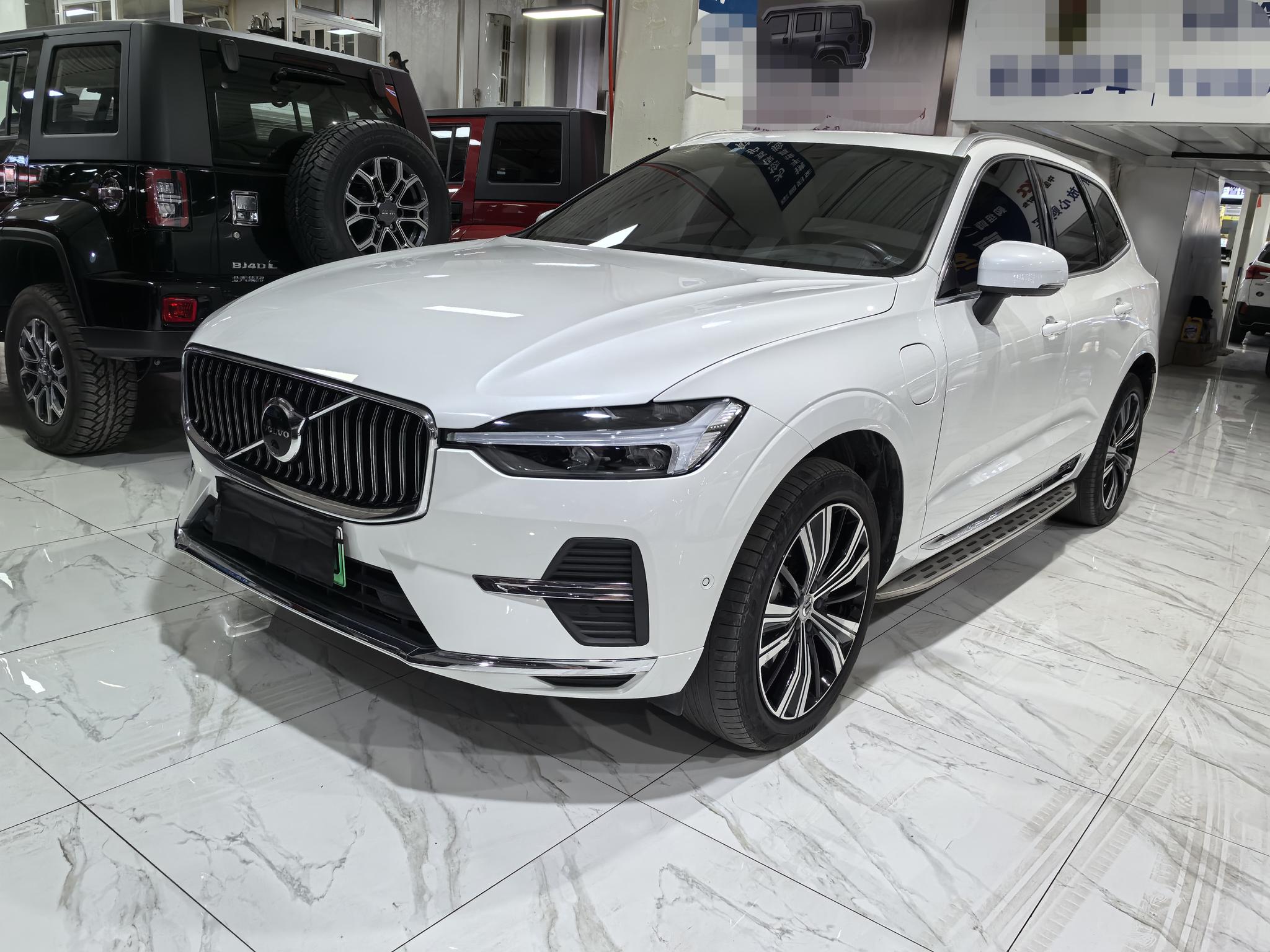 Volvo XC60-Phev T8 AWD Intelligent Plus Sport Hybrid 2022