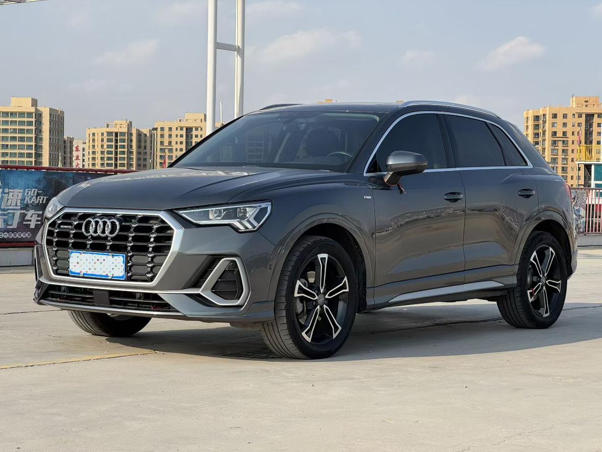Audi Q3 45 TFSI Quattro Fashion Dynamic 2021