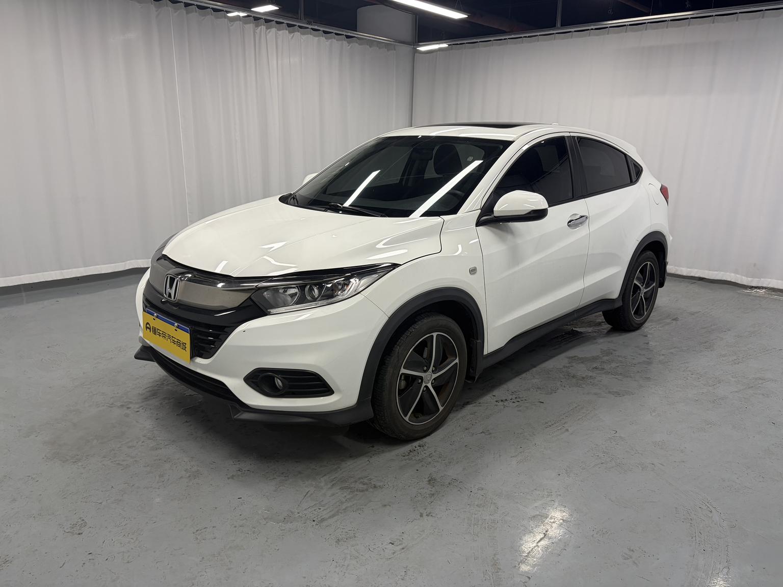 Honda Vezel Pioneer Edition 2021