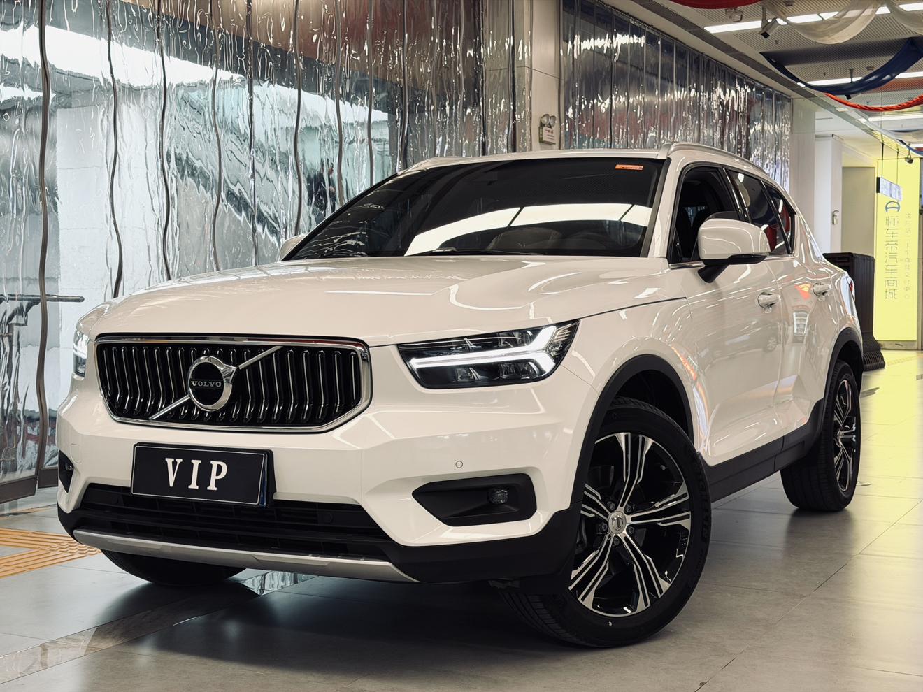 Volvo XC40 T4 AWD Intelligent Plus Luxury (2L) 2020