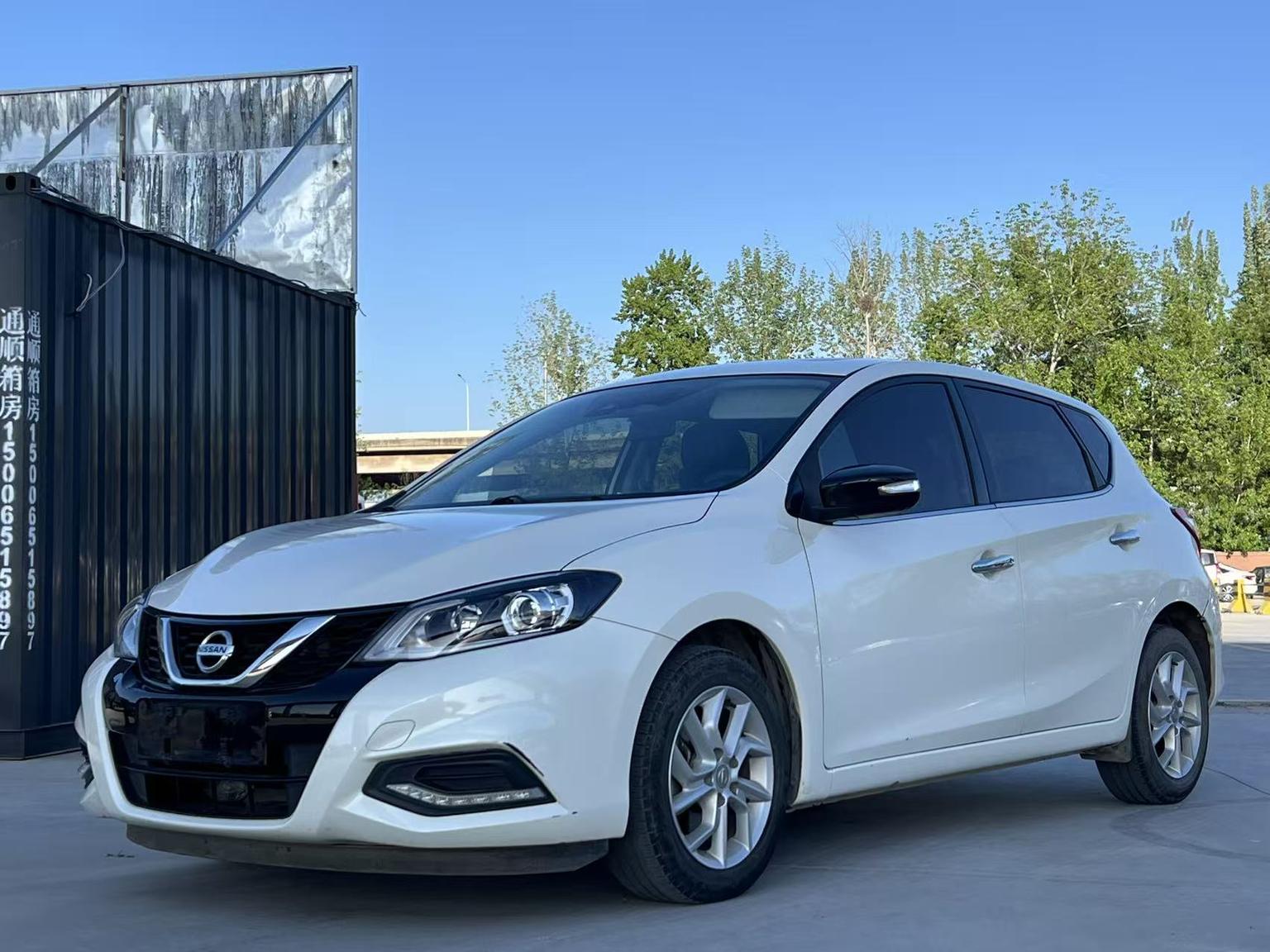 Nissan Tiida CVT Cool Dynamic (1.6L) 2021