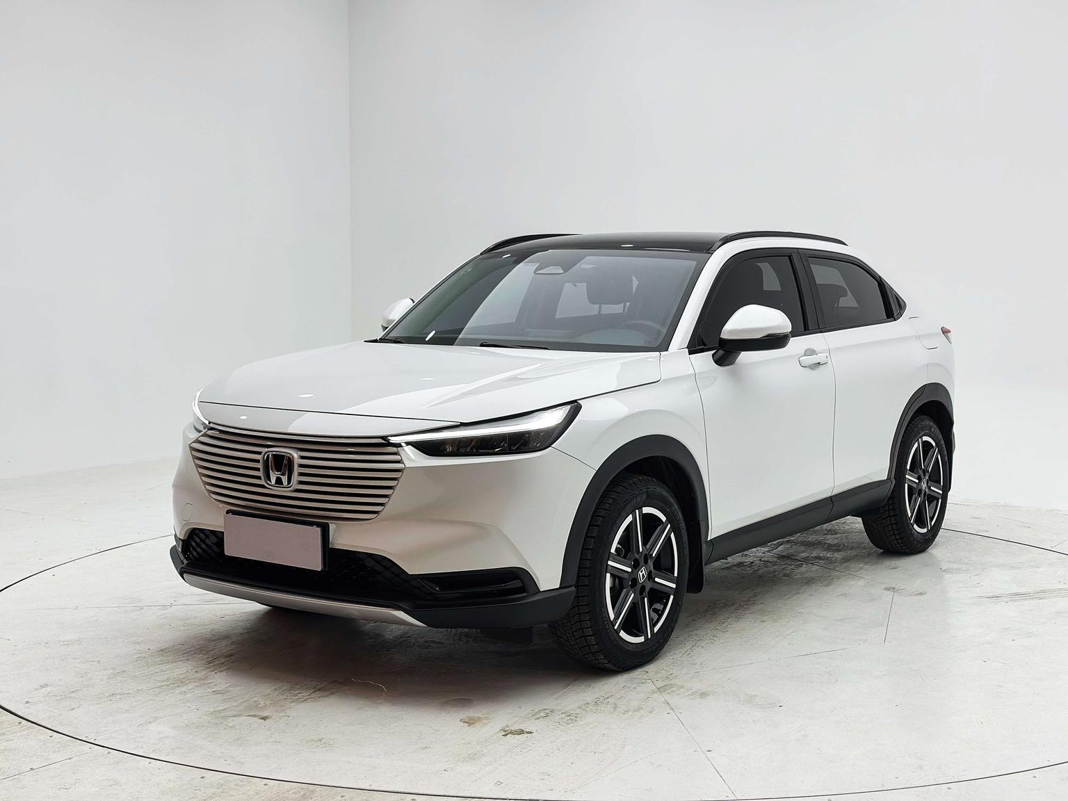 Honda Vezel Pioneer Edition 2023