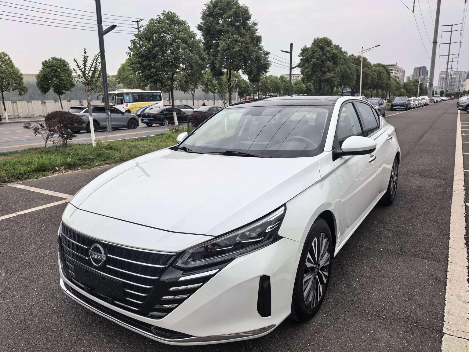 Nissan Altima 2.0L XE Pure Enjoy 2023