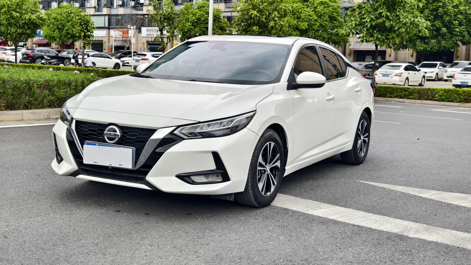 Nissan Sylphy CVT XL Joy (1.6L) 2022