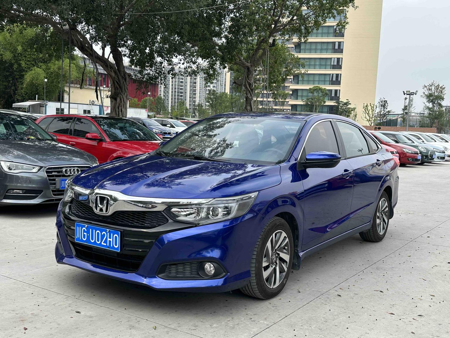 Honda Crider 180 Turbo CVT Luxury (1L) 2019