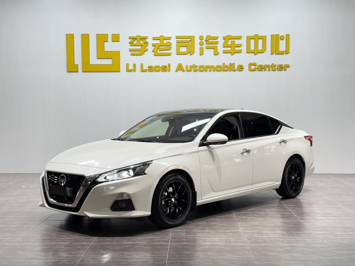 Nissan Altima 2.0T XL Upper AD1 Intelligent Navigation (2L) 2022