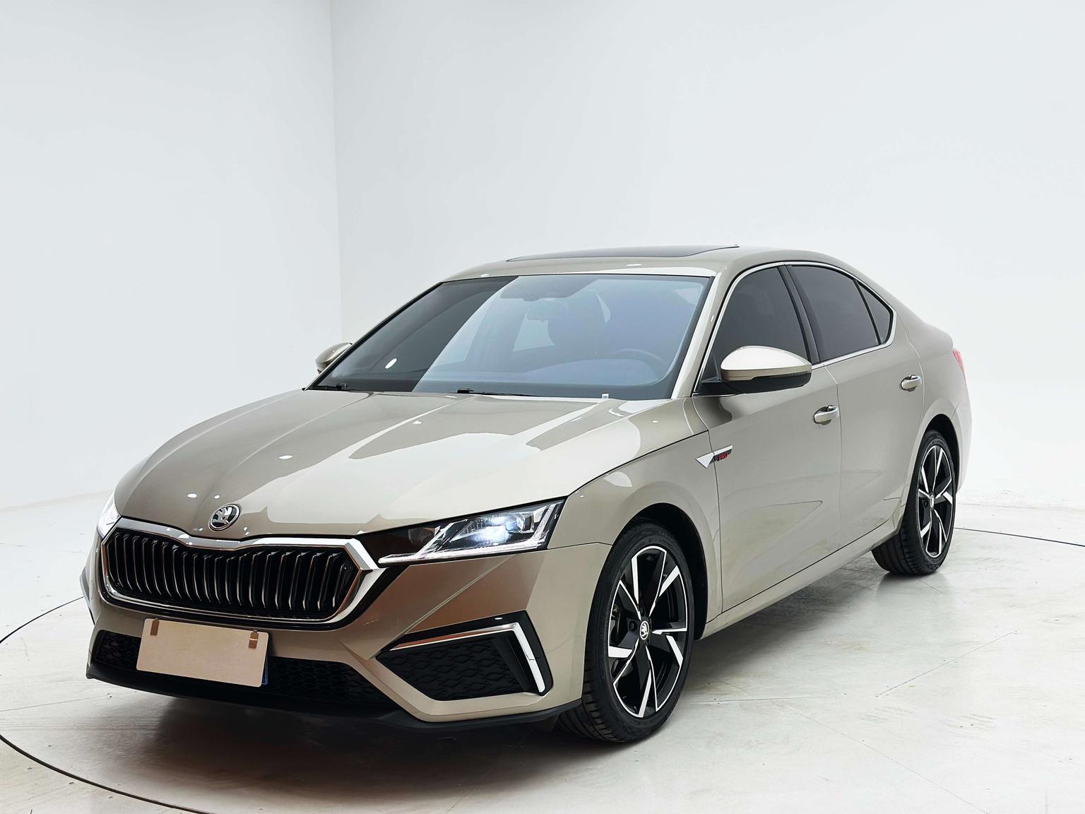 Skoda Octavia PRO TSI280 DSG Luxury 2021
