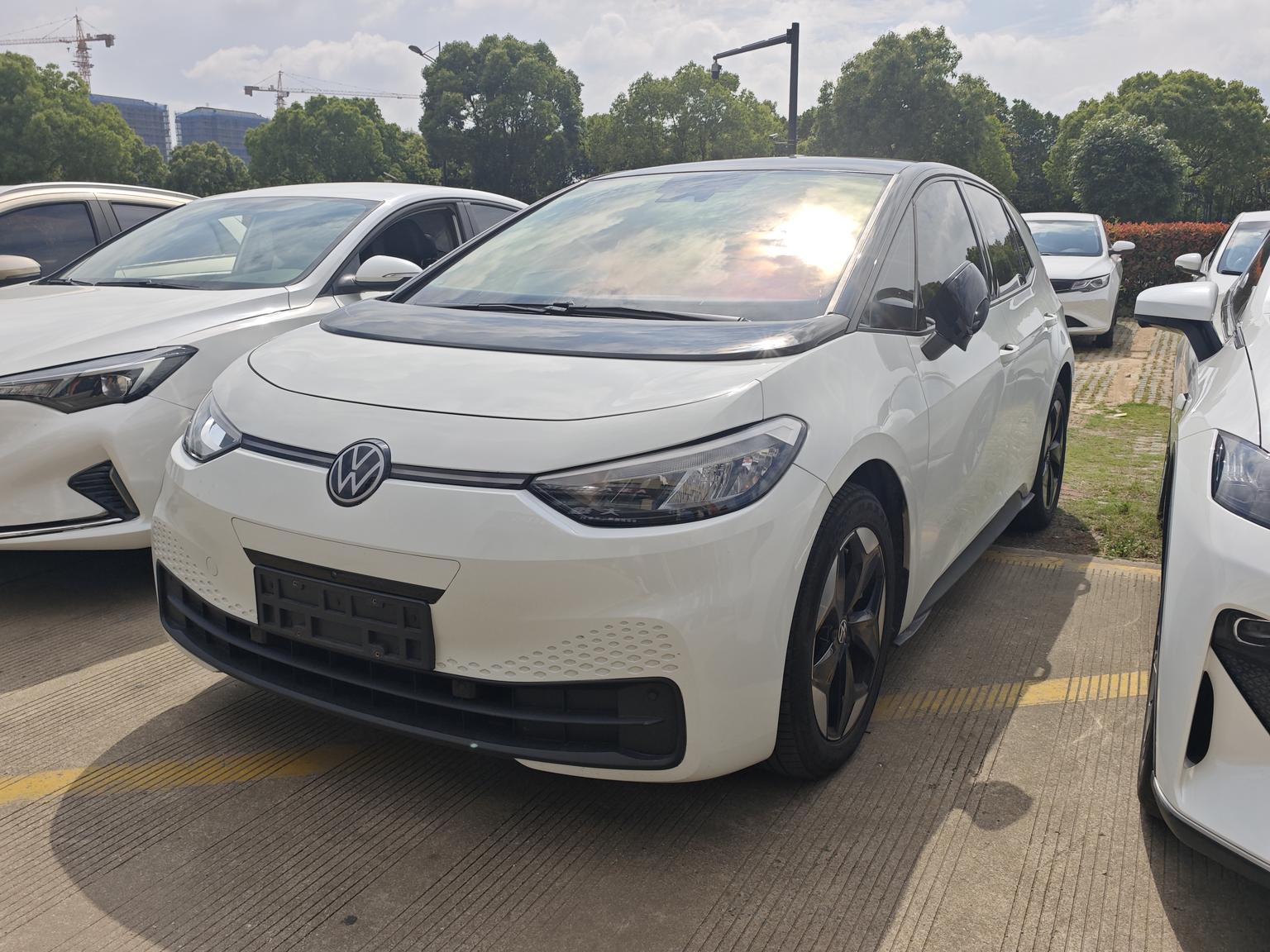 Volkswagen ID-3 Smart Edition Outstanding 2025