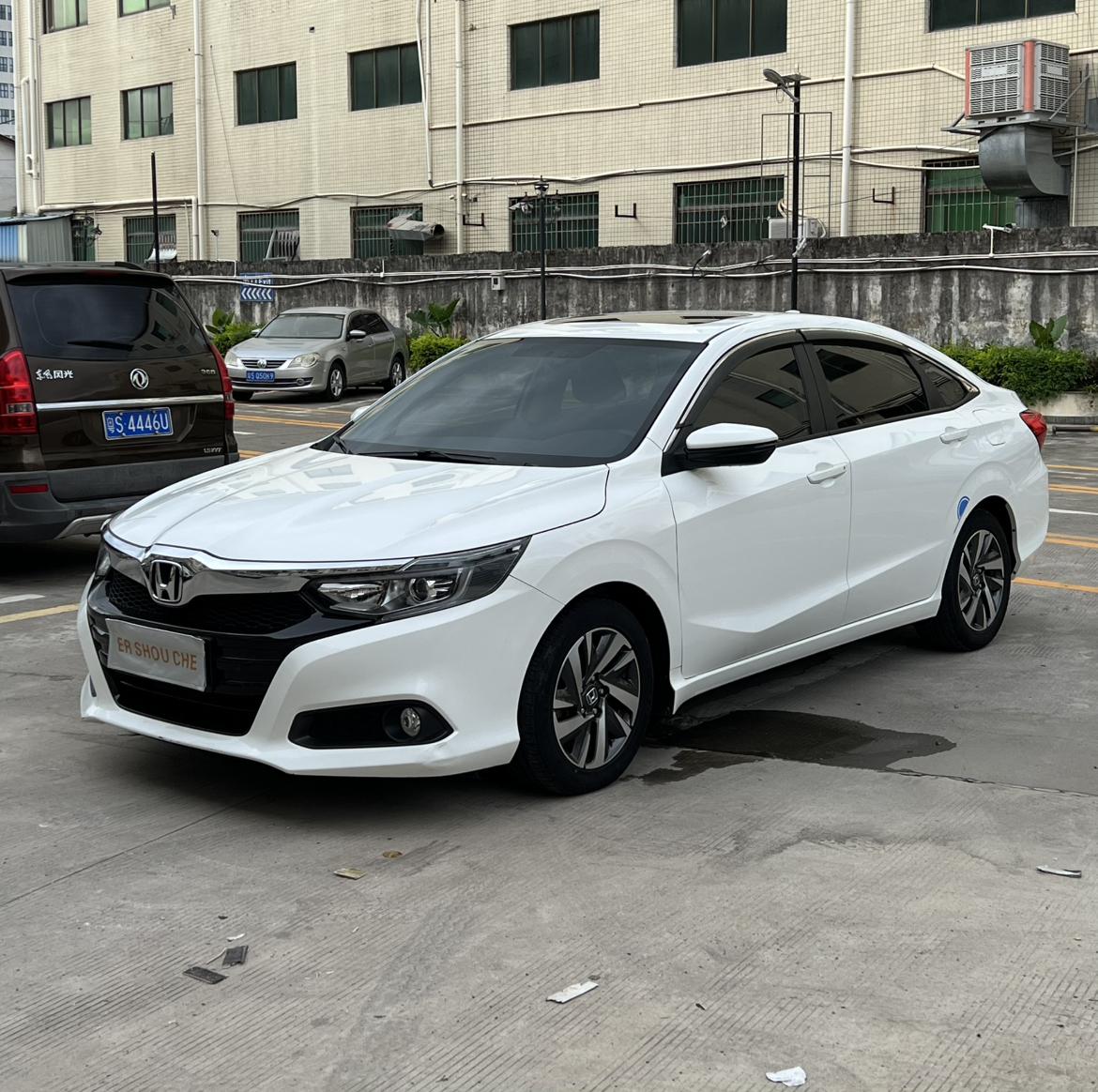 Honda Crider 180 Turbo CVT Luxury (1L) 2019