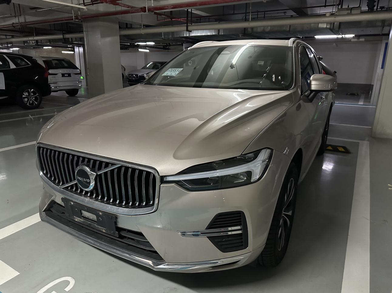 Volvo XC60 Intelligent Comfort Luxury AWD (2L) 2025