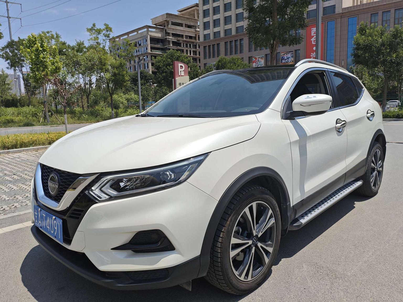 Nissan Qashqai Classic 2.0L Leading 2024