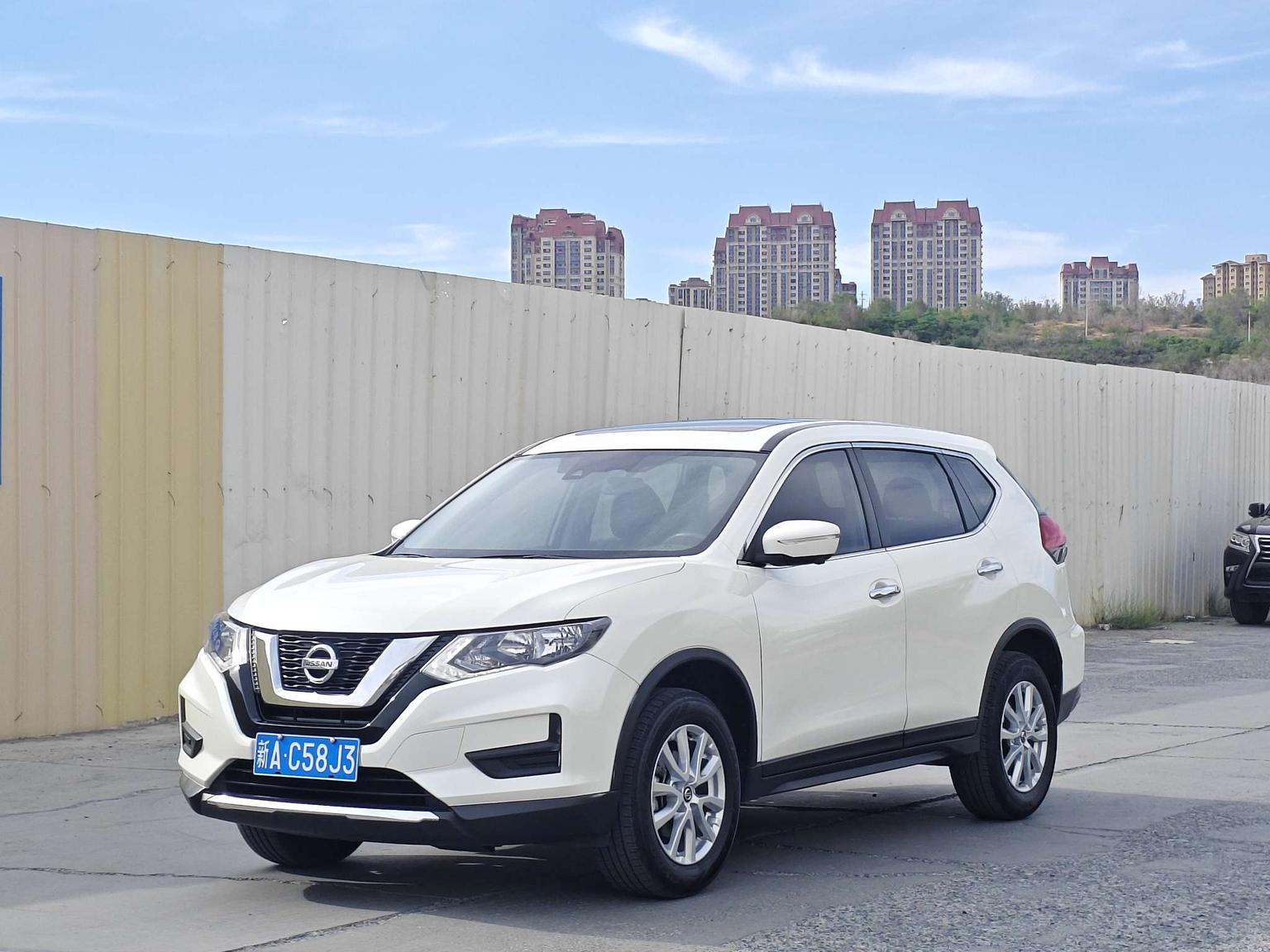 Nissan X Trail