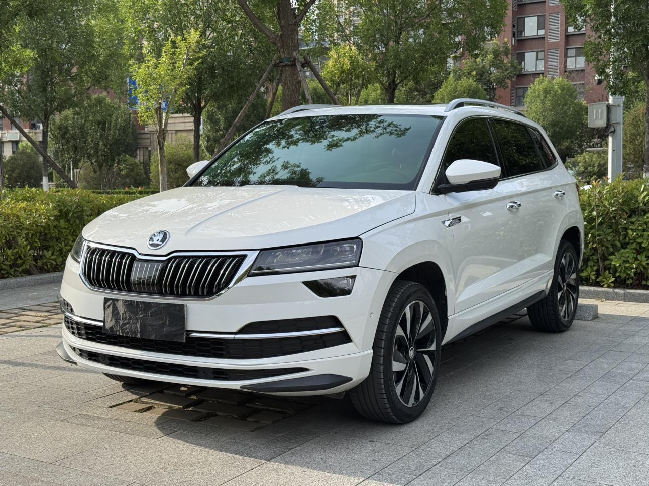 Skoda Karoq 280 TSI Intelligent Luxe (1.4L) 2023