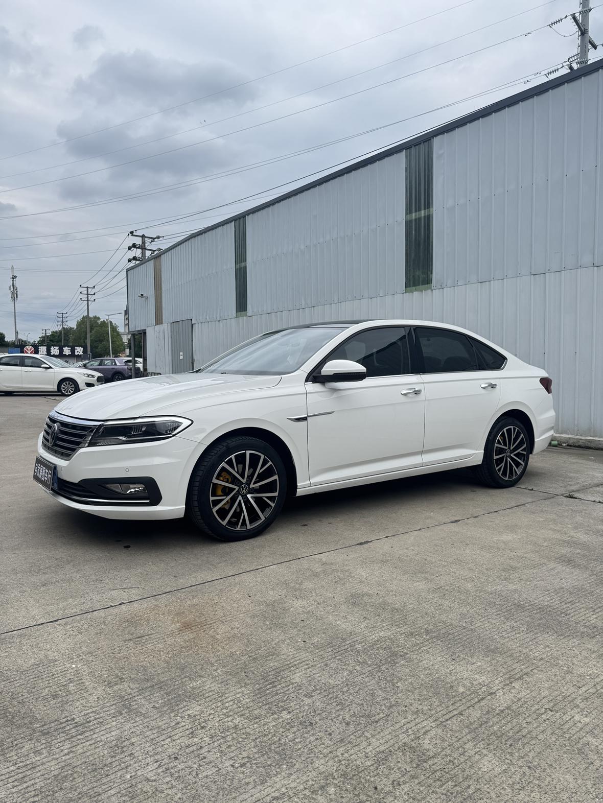 Volkswagen Lavida 280TSI DSG Luxury Edition 2022