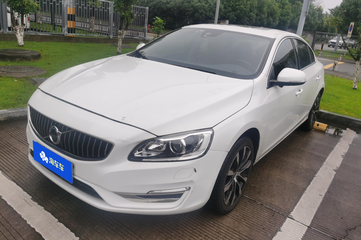 Volvo S60 T3 Intelligent Entry 2019