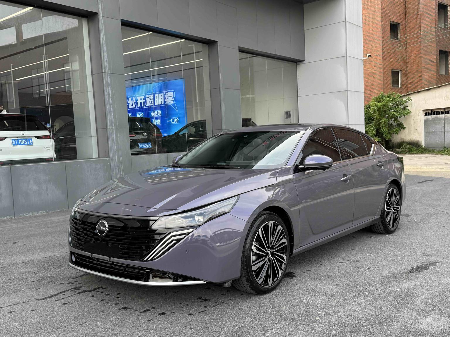 Nissan Altima Hongmeng Cockpit 2.0T Flagship (2L) 2025