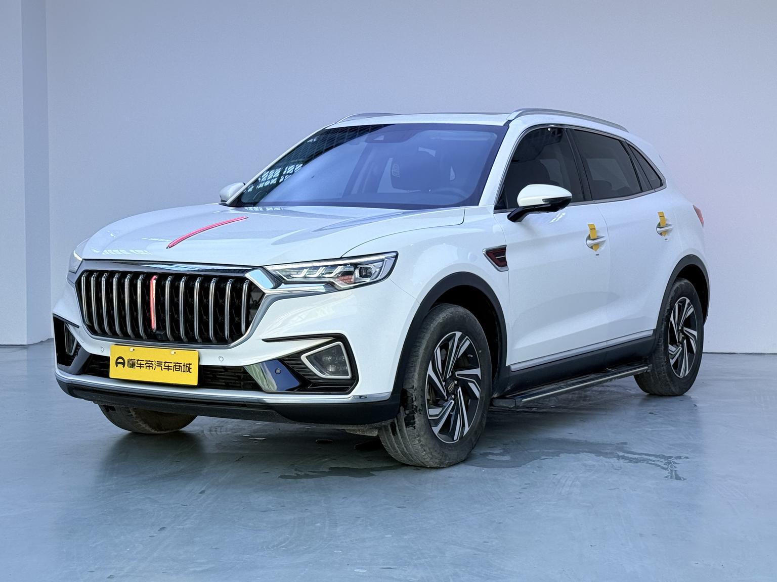 Hongqi HS5 Connected Flag Enjoy (2L) 2023