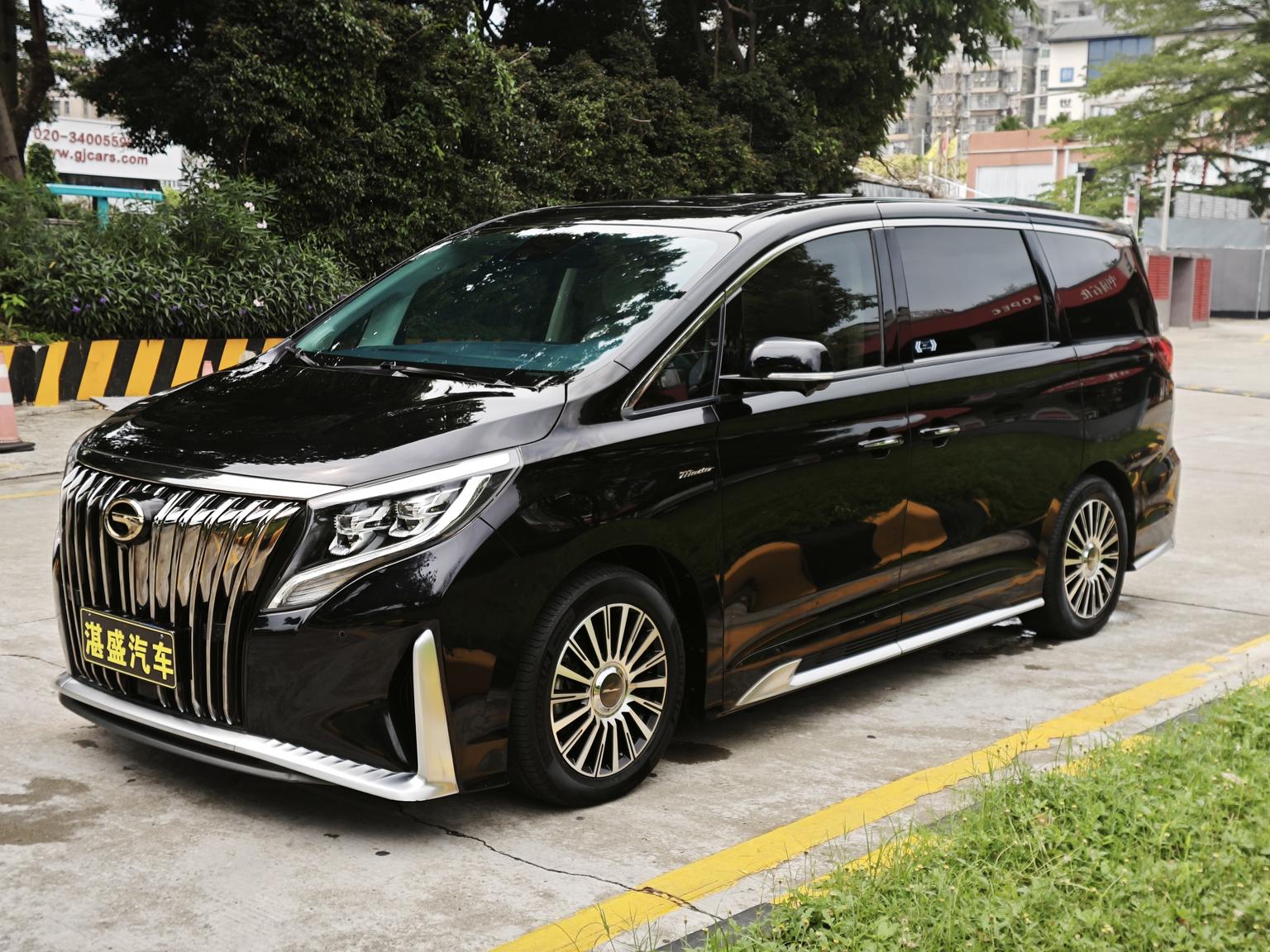 Trumpchi M8 Master 390T 4-Seat Imperial 2022