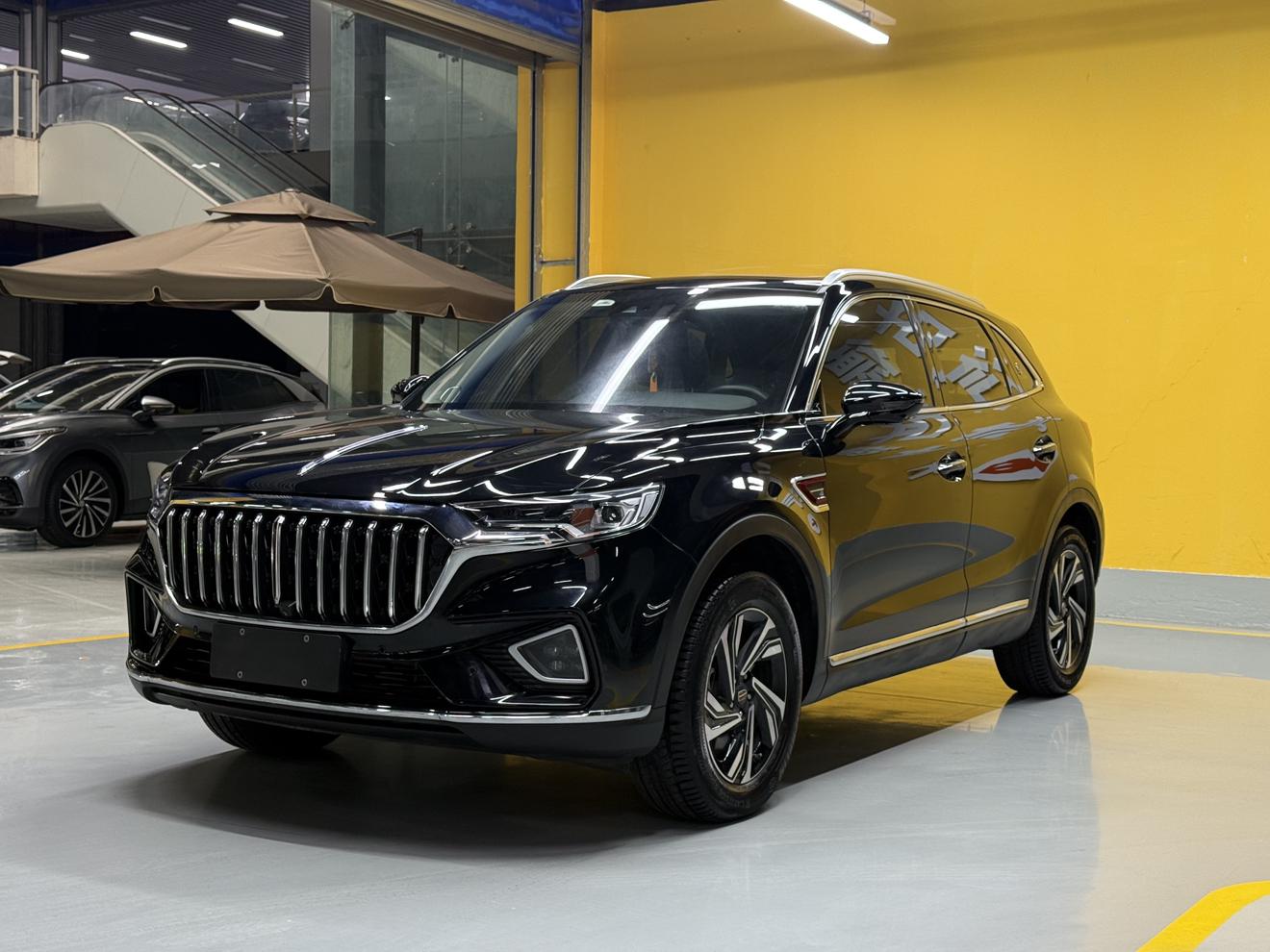 Hongqi HS5 Connected Flag Enjoy (2L) 2023