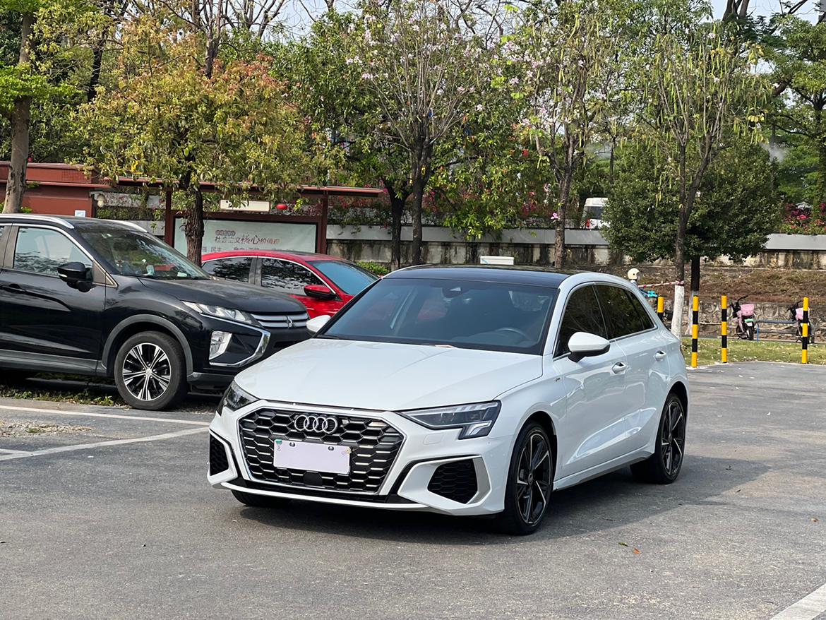 Audi A3 35 TFSI Sport Fashion 2024
