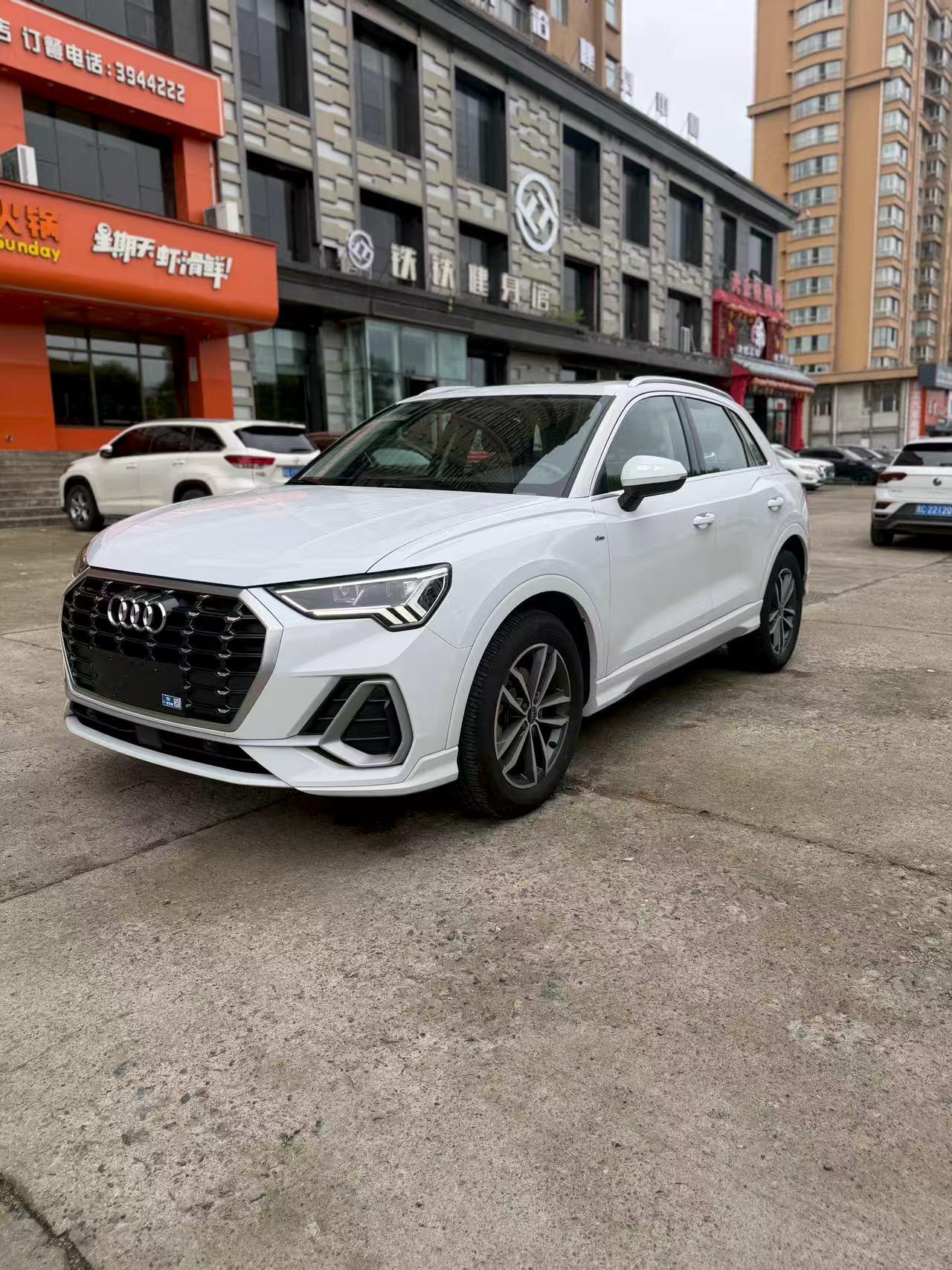 Audi Q3 Progressive Dynamic (1.4L) 2021