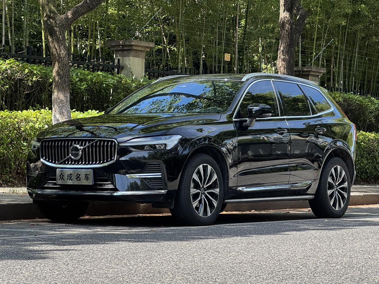 Volvo XC60 Intelligent Premium Luxury AWD (2L) 2023