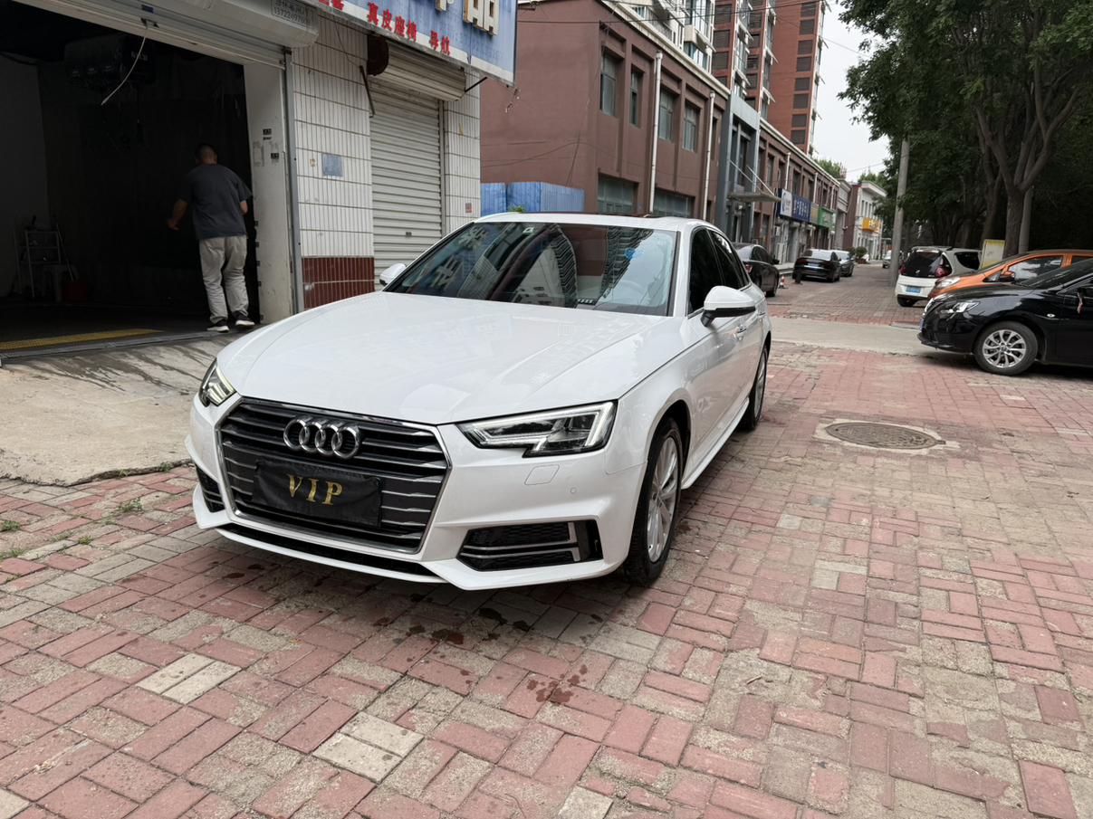 Audi A4L 40 TFSI Progressive CN6 2019