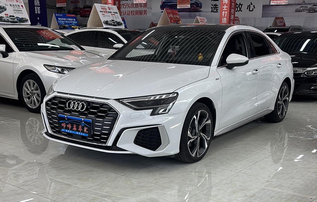 Audi A3 Luxury Sport 2023