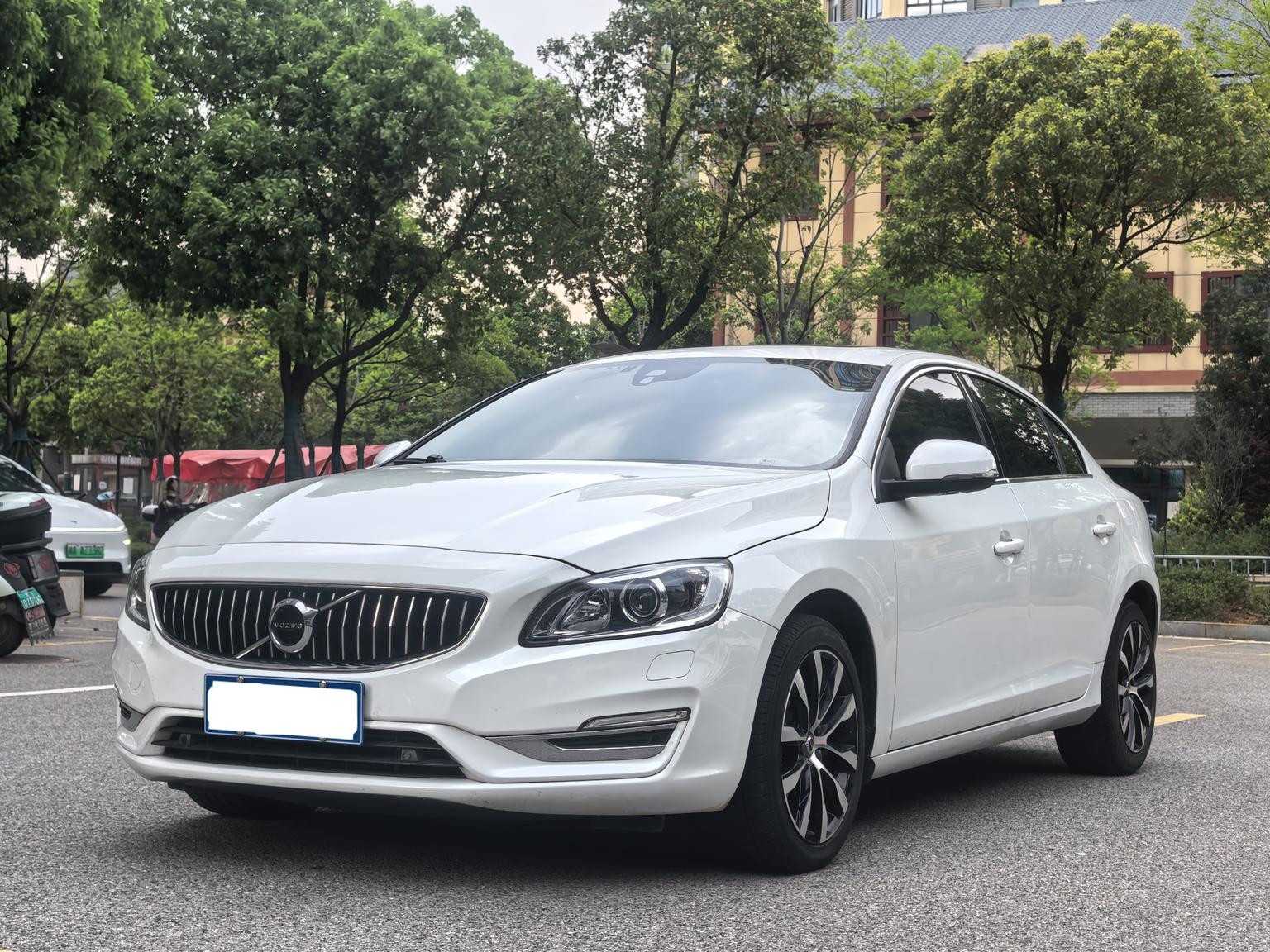 Volvo S60 T5 Intelligent Entry Advanced 2020