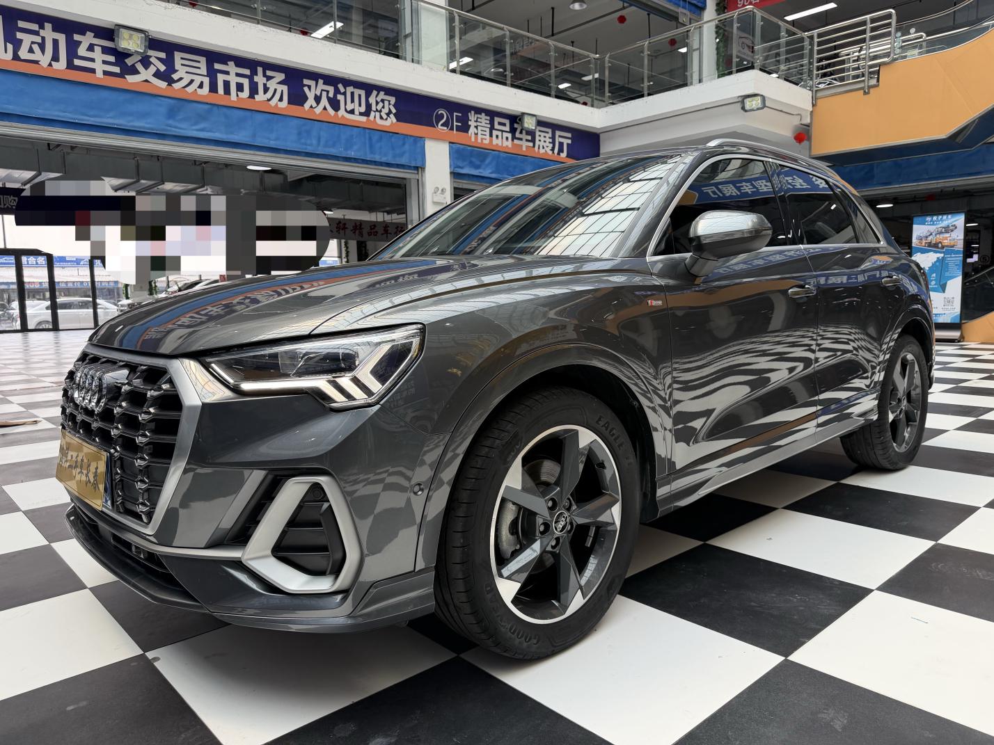 Audi Q3 35 TFSI Fashion Dynamic (1.4L) 2022