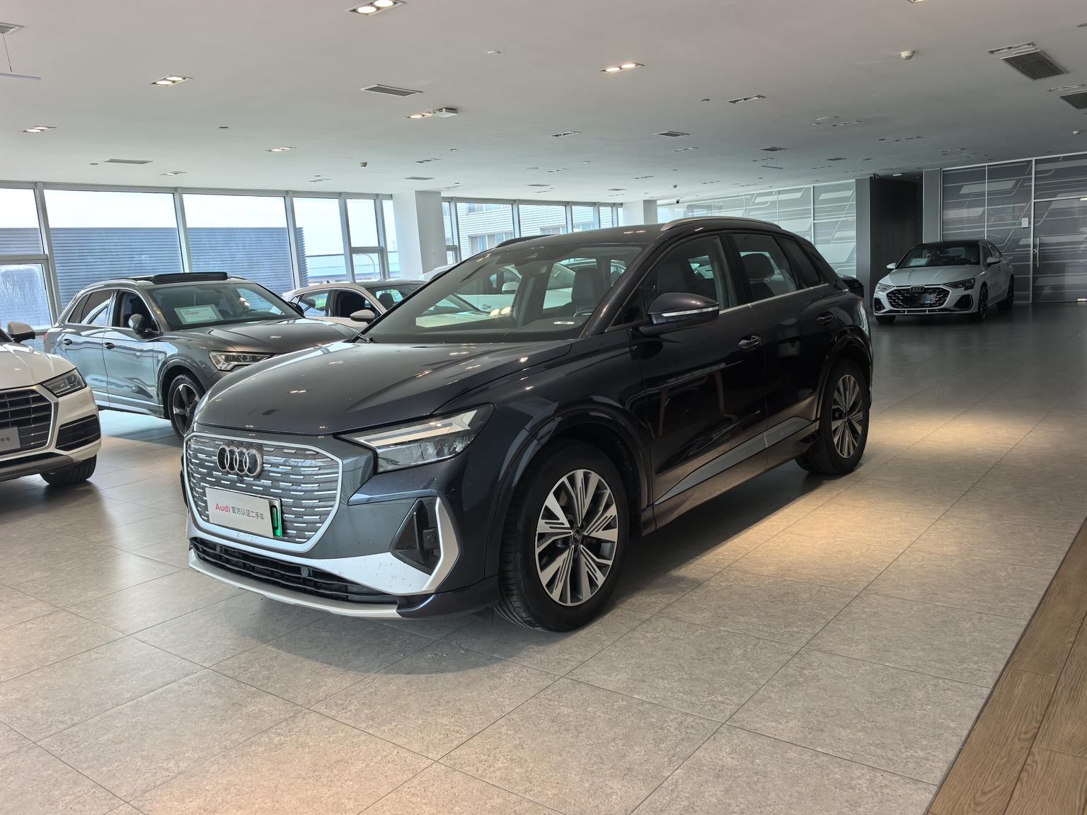 Audi Q4-E-Tron 40 e-tron Path (4D6B) 2024