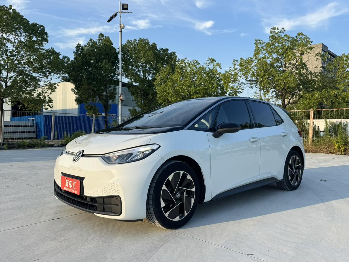 Volkswagen ID-3 Smart Edition Outstanding 2025