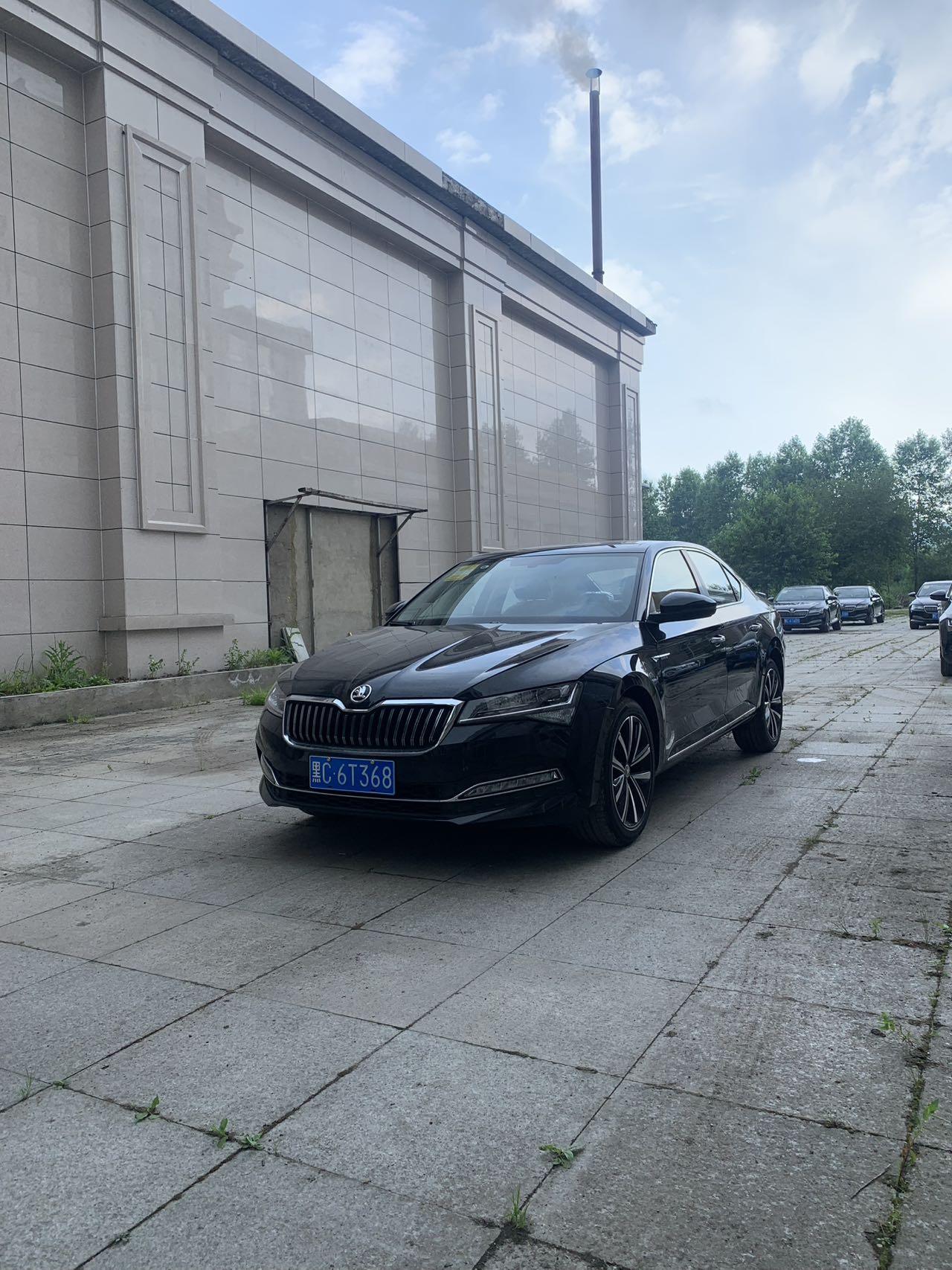 Skoda Superb 280 TSI DSG Prestige (1.4L) 2026