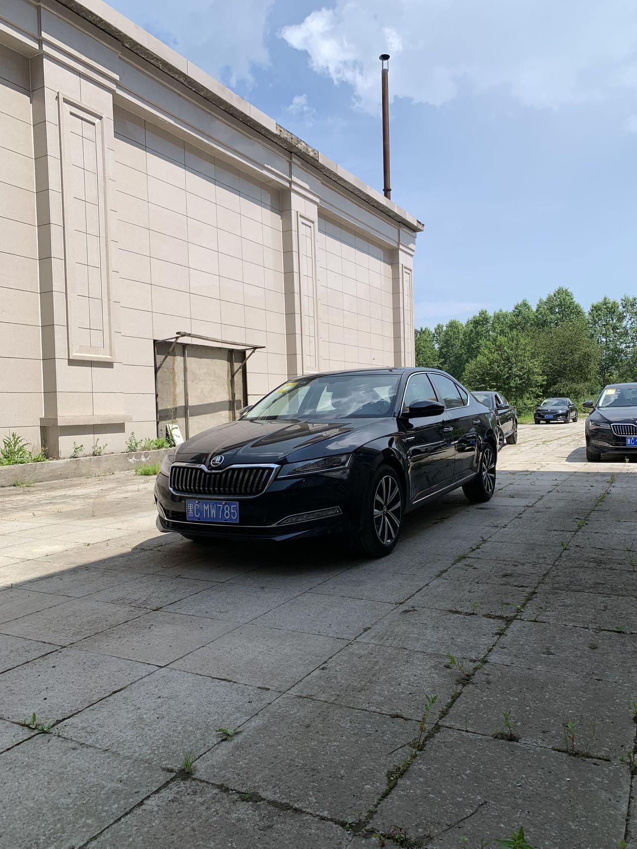 Skoda Superb 280 TSI DSG Prestige (1.4L) 2026
