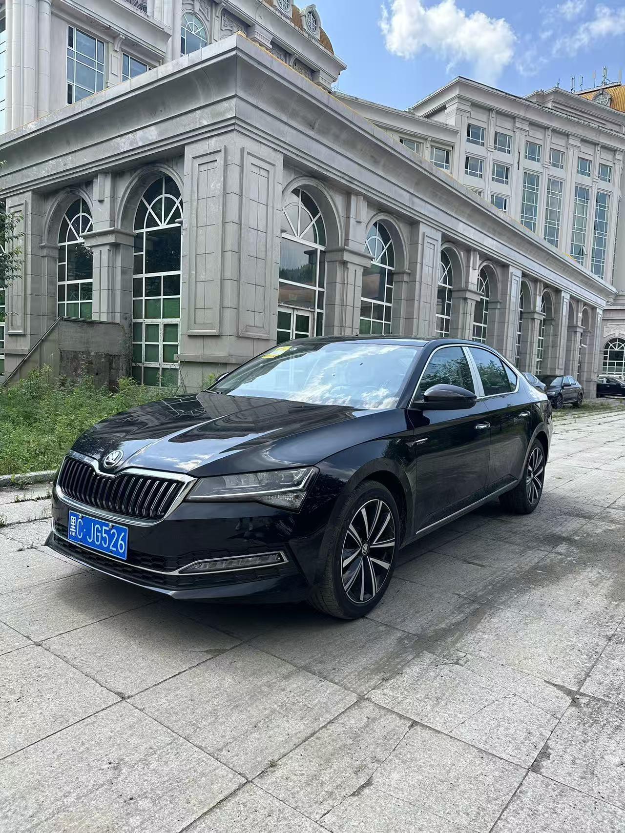 Skoda Superb 280 TSI DSG Prestige (1.4L) 2026