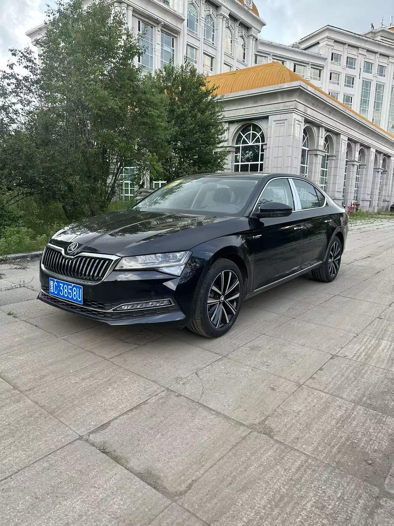 Skoda Superb 280 TSI DSG Prestige (1.4L) 2026