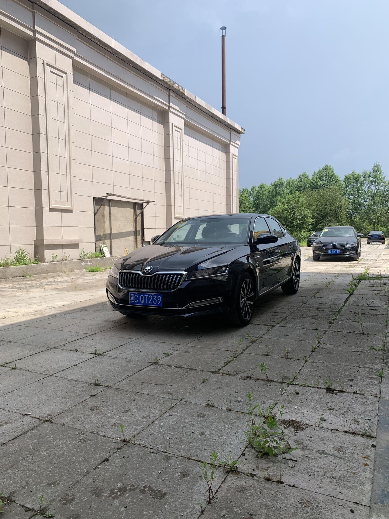 Skoda Superb 280 TSI DSG Prestige (1.4L) 2026