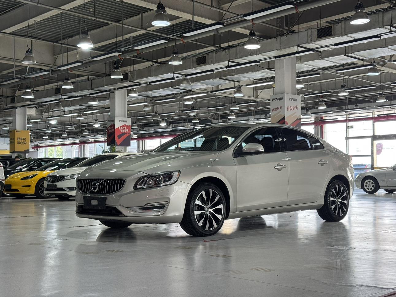 Volvo S60 T5 Intelligent Entry Advanced 2019