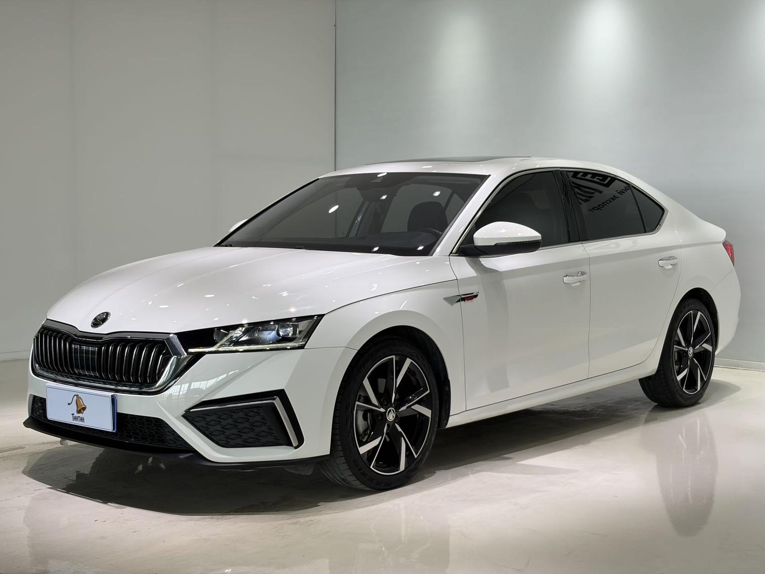 Skoda Octavia PRO TSI280 DSG Luxury Enjoy (1.4L) 2023